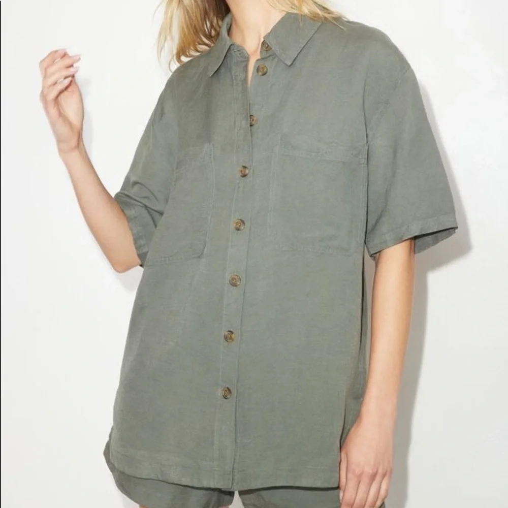 Dynamite Olive Button Down Shirt - Picture 5 of 5